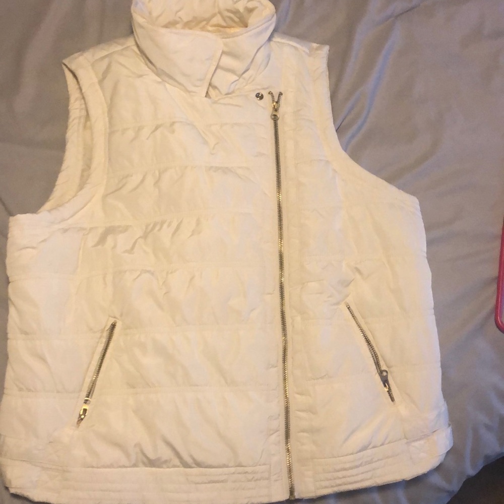 Women’s Puffy Vest